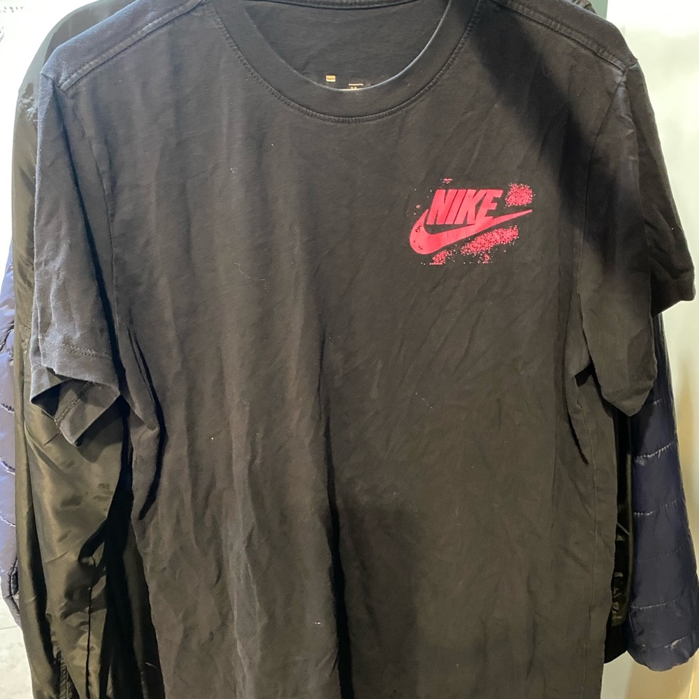 Nike Black Short-Sleeve Tee with Pink Swoosh Logo